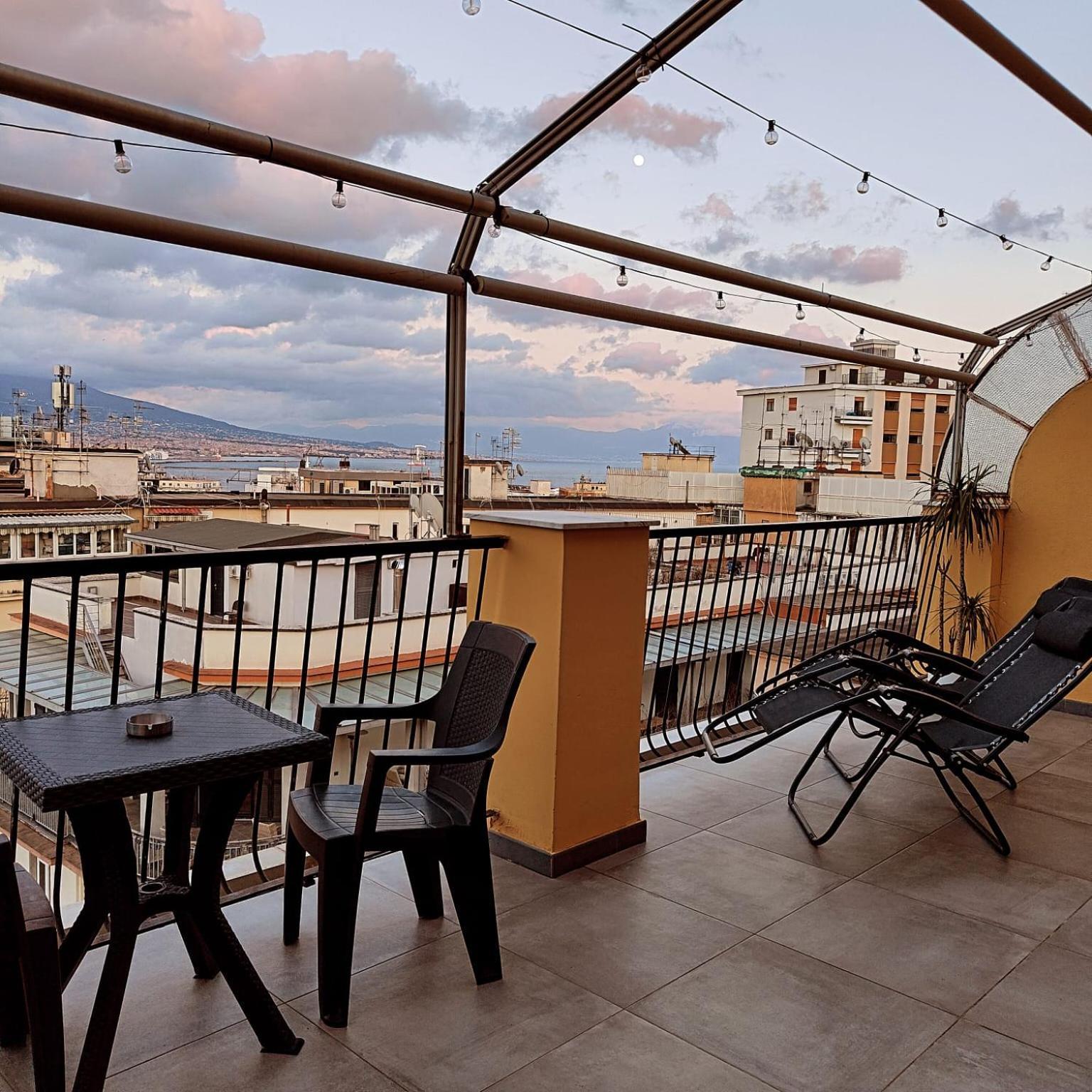 Cuore Napoli Centro Exterior foto